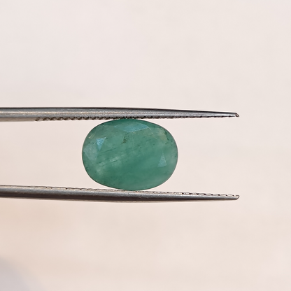 Emerald (Panna) - 2.50 Carats