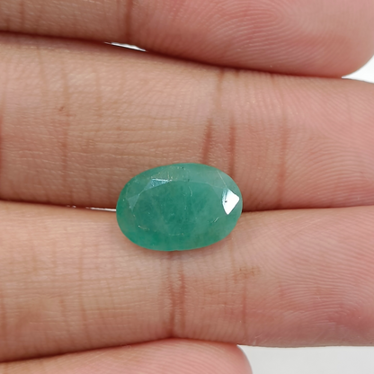 Emerald (Panna) - 3.85 Carats