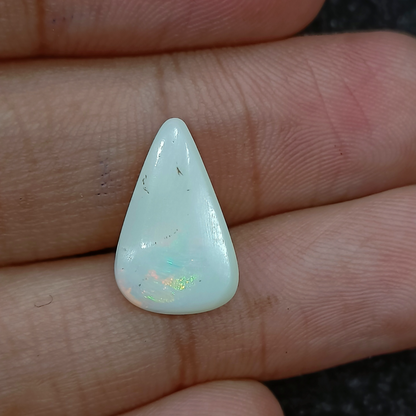 White Opal - 4.20 Carats