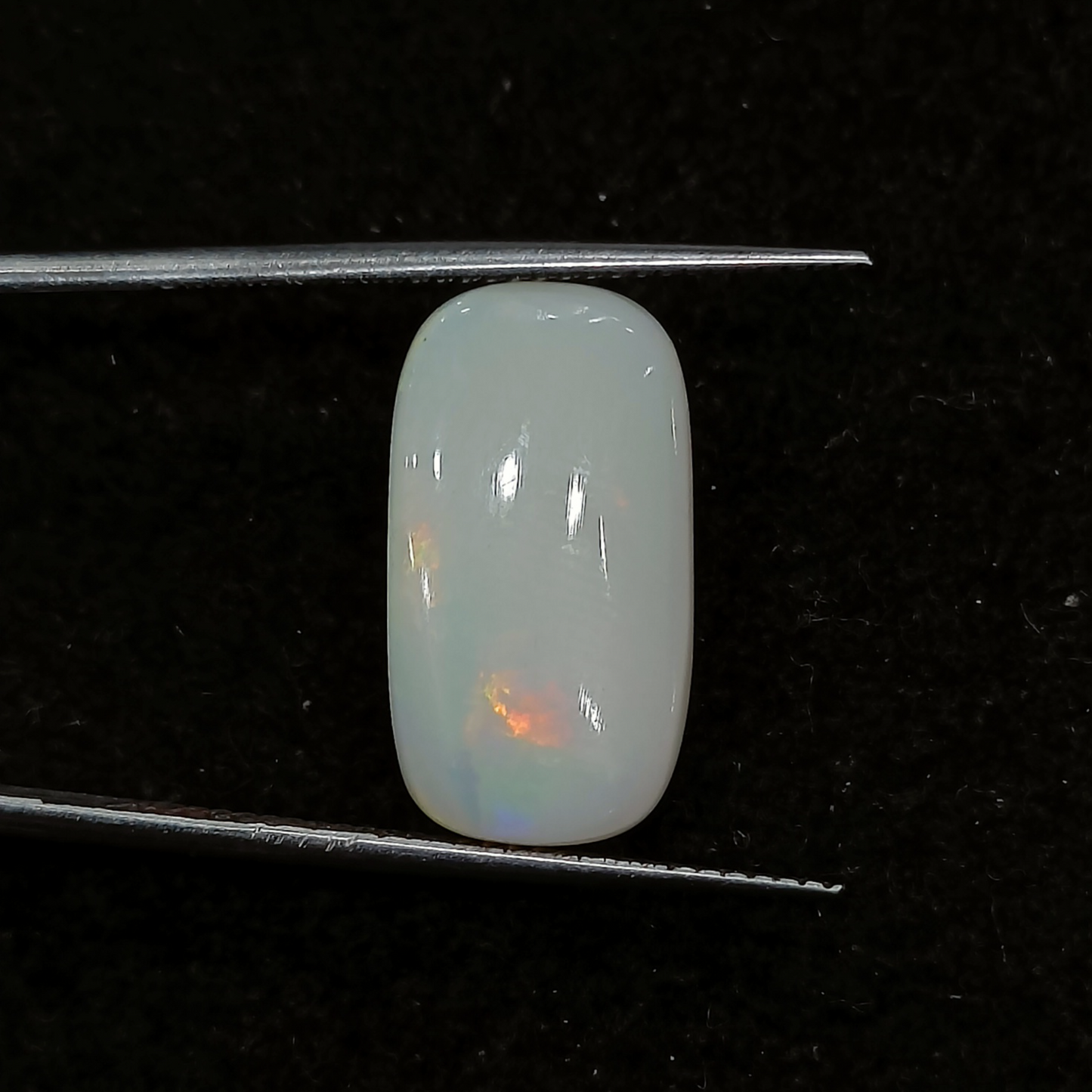 White Opal - 6.52 carats