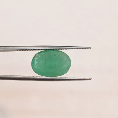 Emerald (Panna) - 3.85 Carats